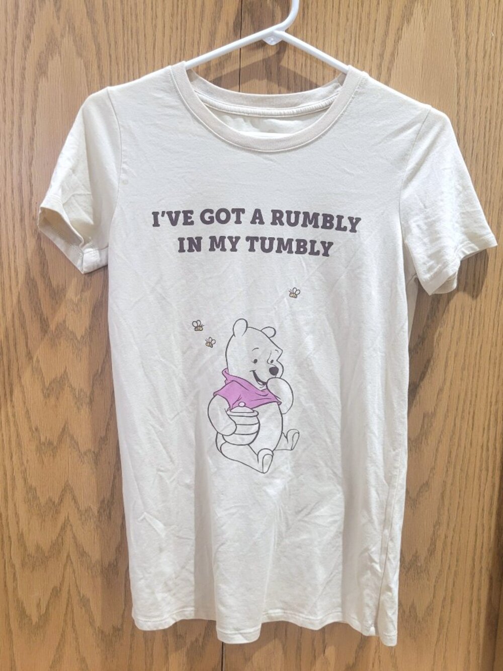 Disney Winnie the Pooh I've Got a Rumbly in My Tumbly T-shirt Size M